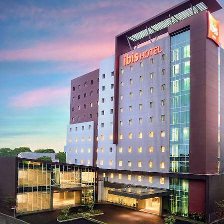 Ibis Makassar City Center Extérieur photo