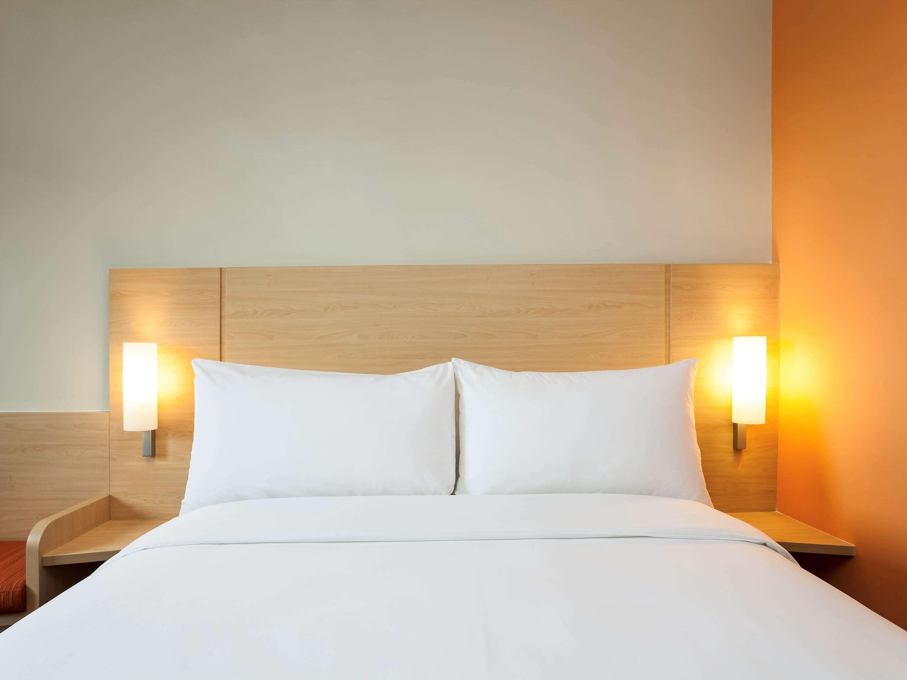 Ibis Makassar City Center Extérieur photo